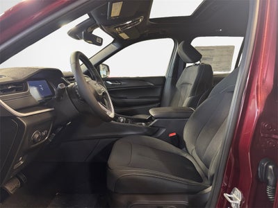 2025 Jeep Grand Cherokee Base