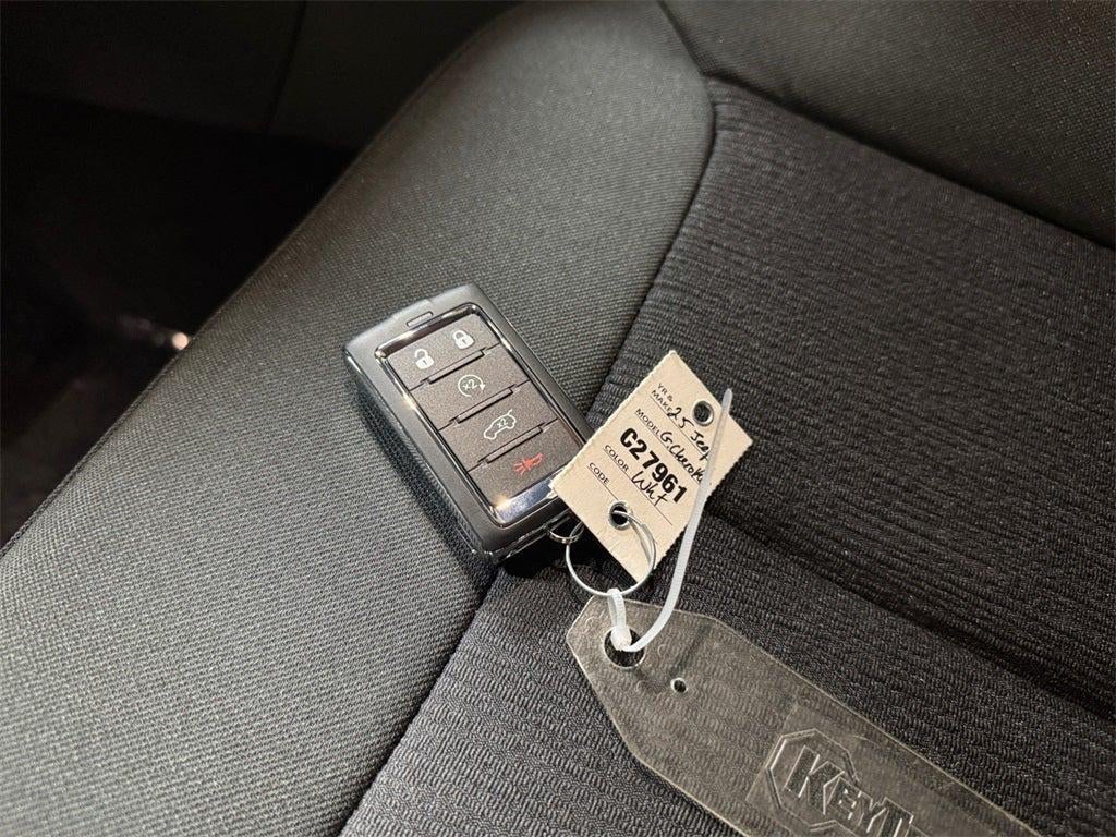 2025 Jeep Grand Cherokee Laredo X