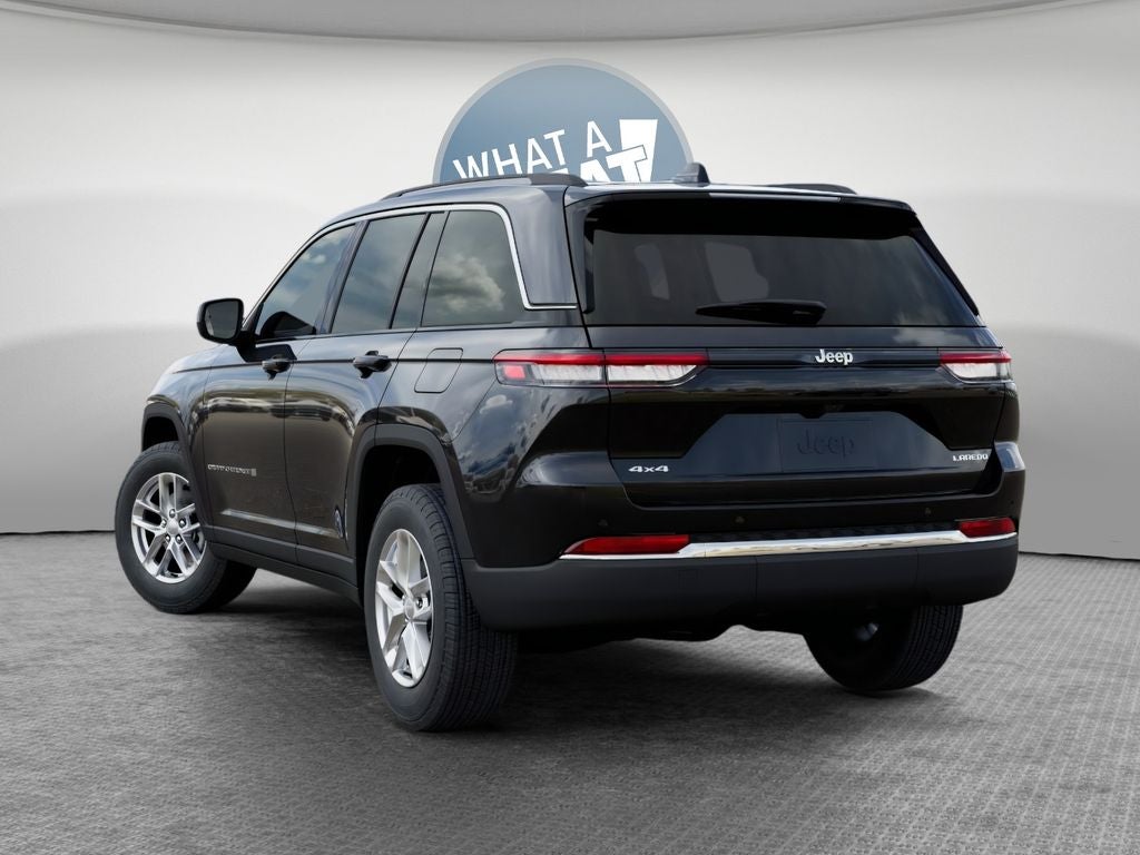 2026 Jeep Grand Cherokee Laredo
