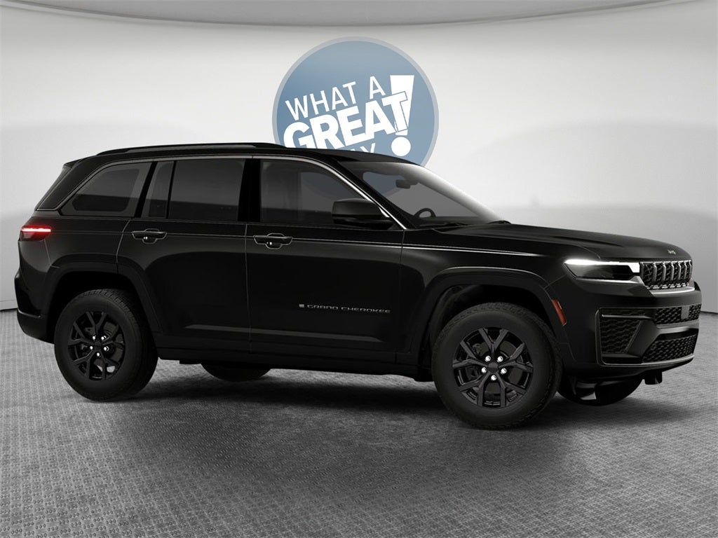 2026 Jeep Grand Cherokee Laredo