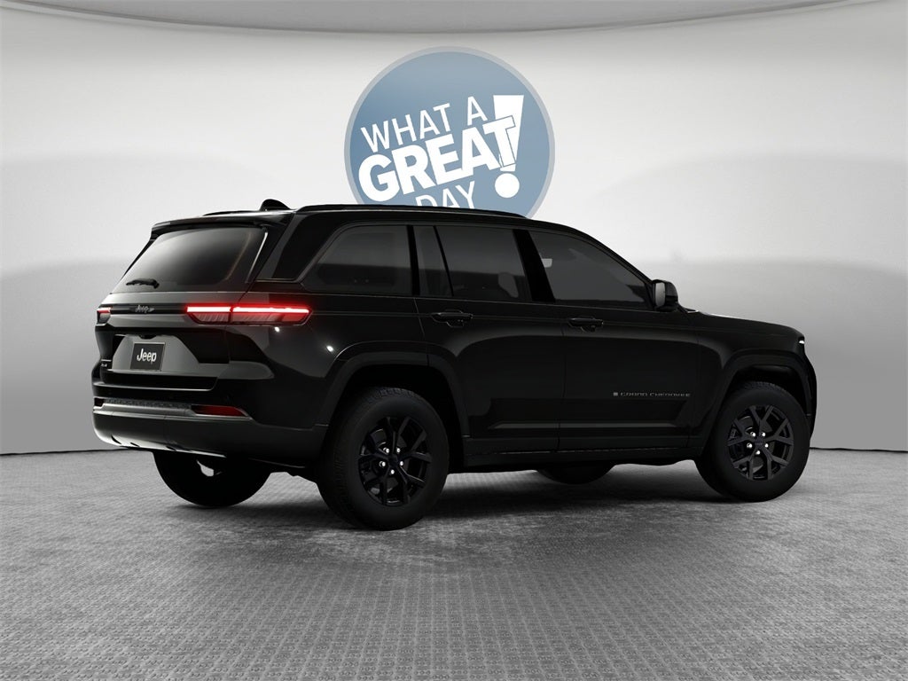 2026 Jeep Grand Cherokee Laredo