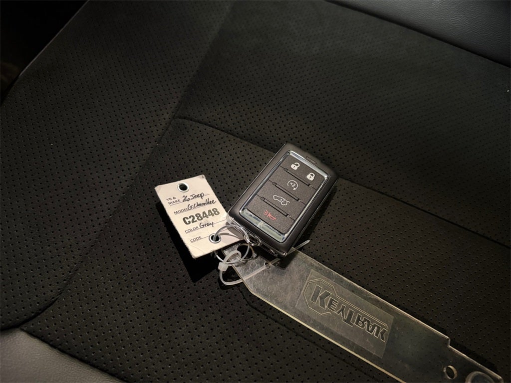 2026 Jeep Grand Cherokee Laredo