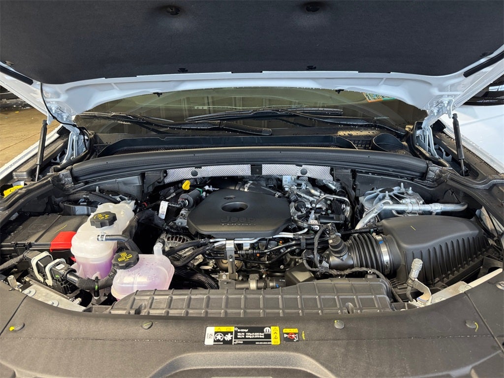 2026 Jeep Grand Cherokee Laredo