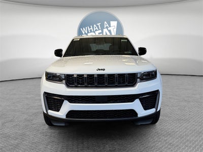 2026 Jeep Grand Cherokee Laredo