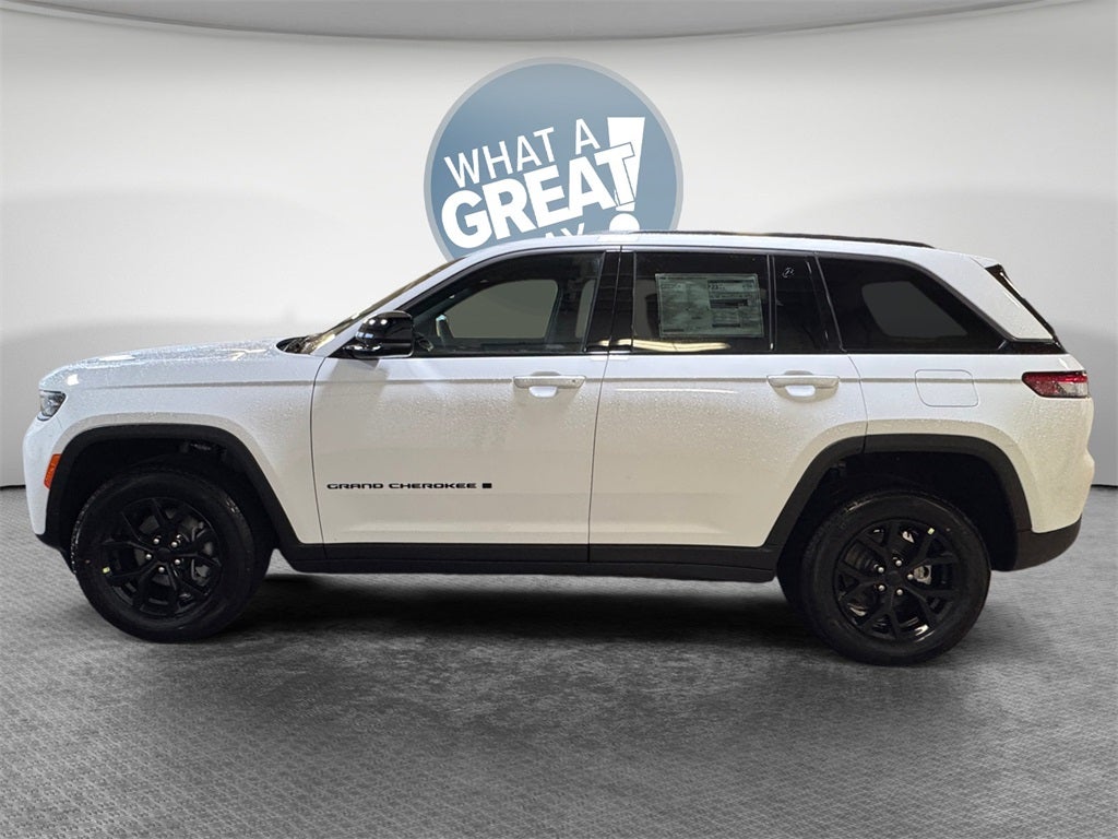 2026 Jeep Grand Cherokee Laredo
