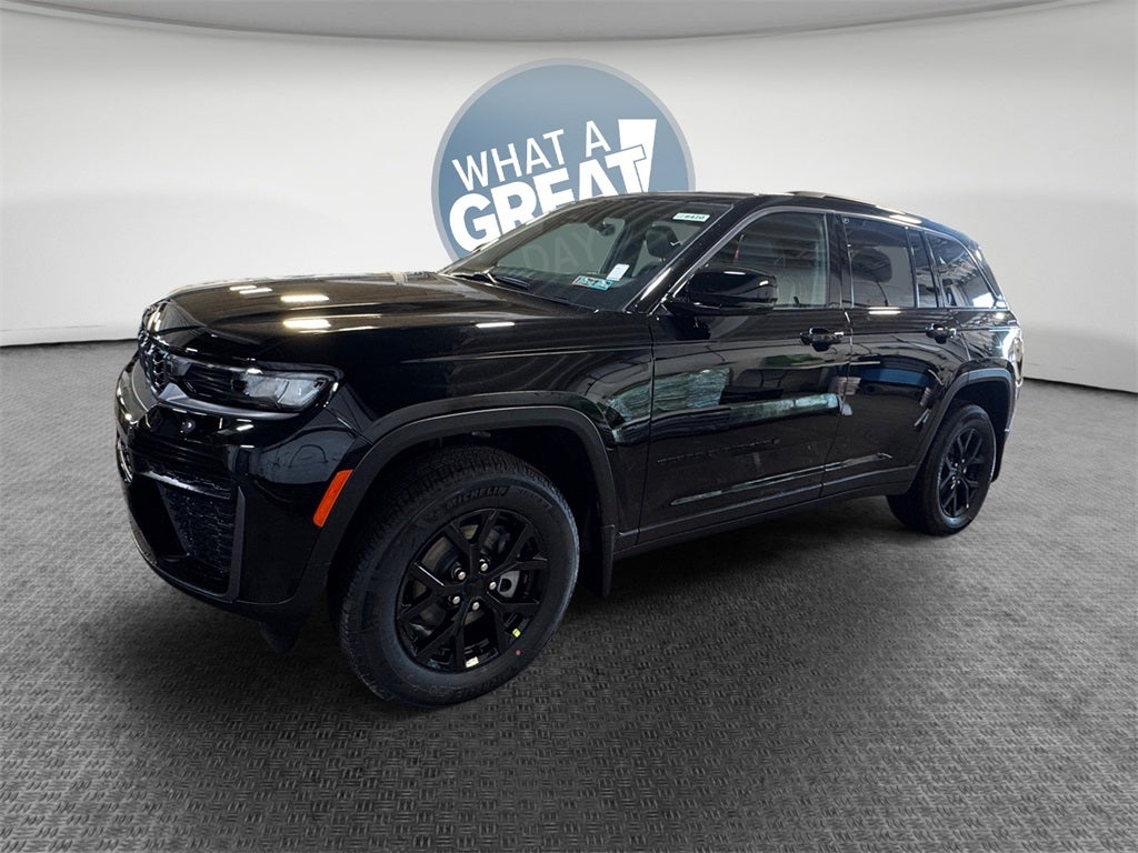 2026 Jeep Grand Cherokee Laredo