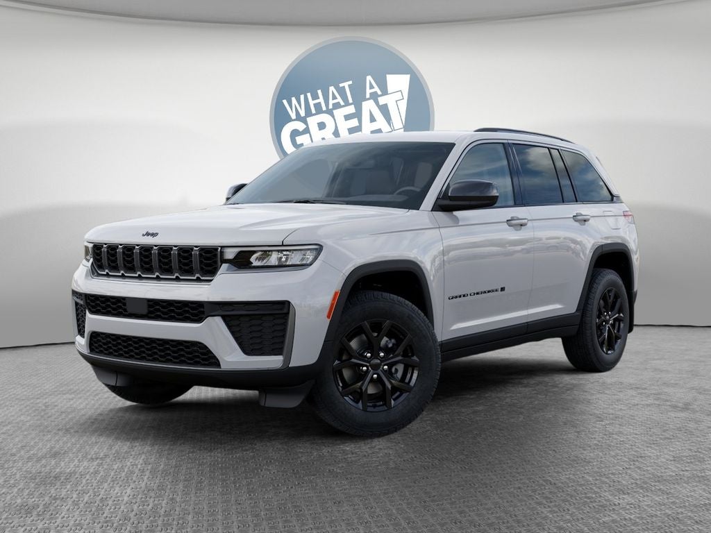 2026 Jeep Grand Cherokee Laredo Altitude