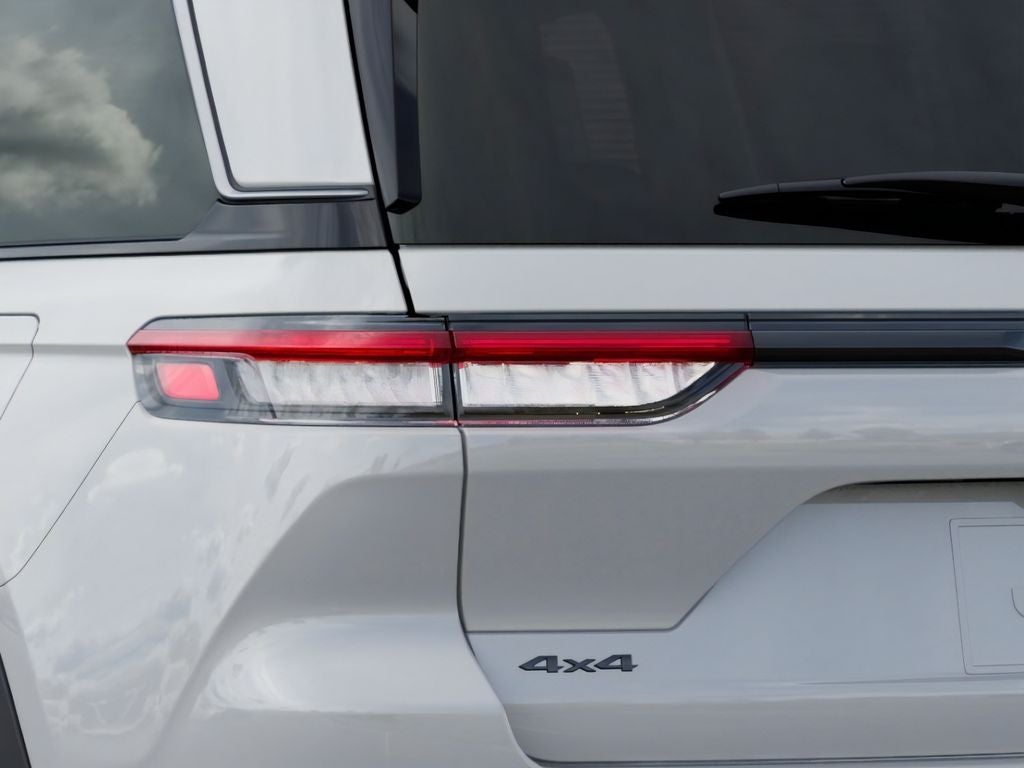 2026 Jeep Grand Cherokee Altitude