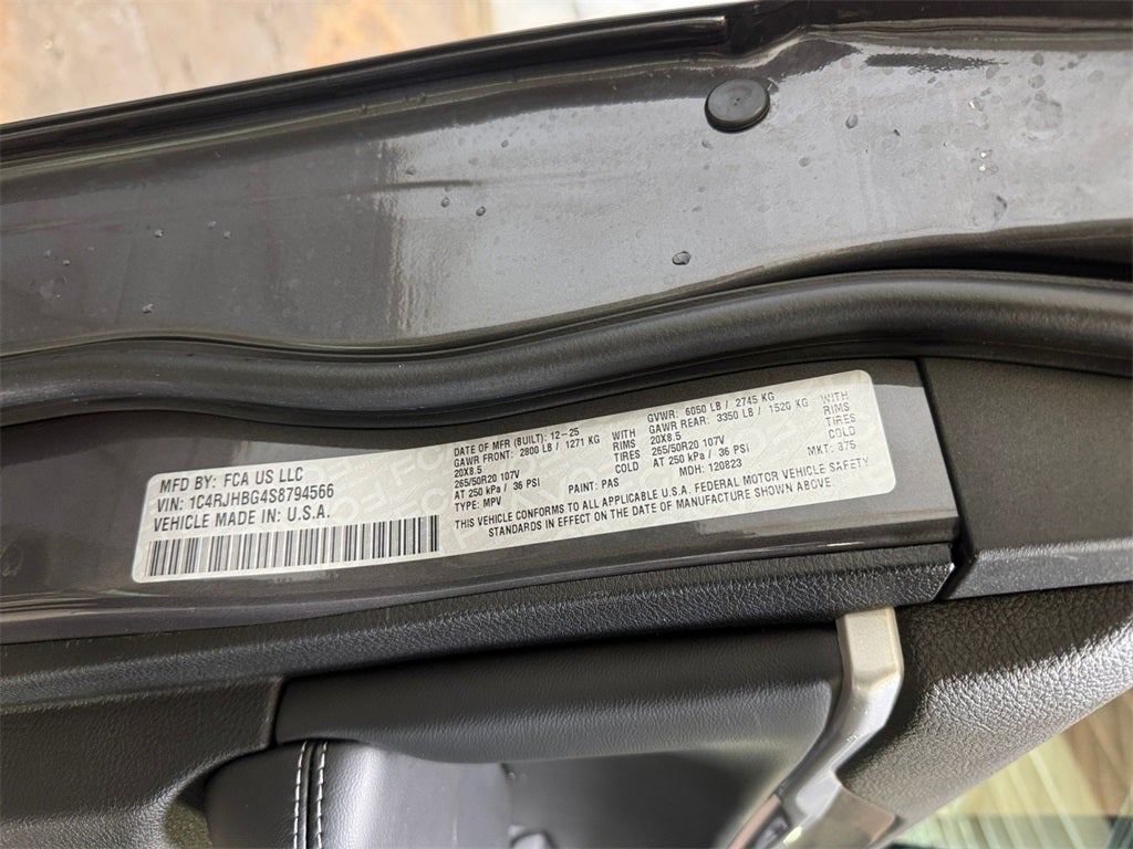 2025 Jeep Grand Cherokee Limited