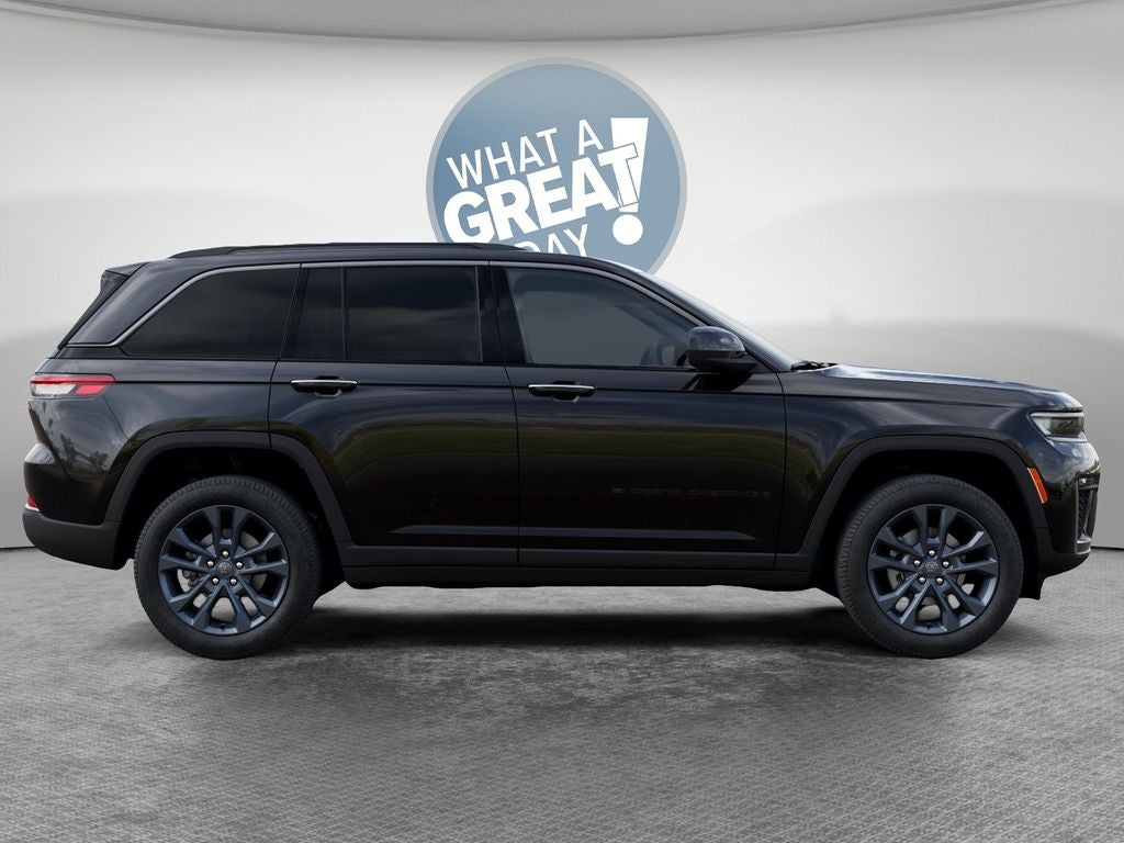 2026 Jeep Grand Cherokee Base