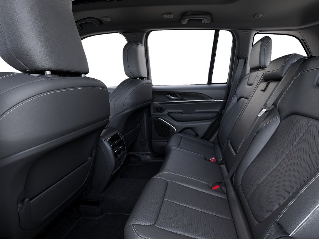 2027 Jeep Grand Cherokee Limited Reserve