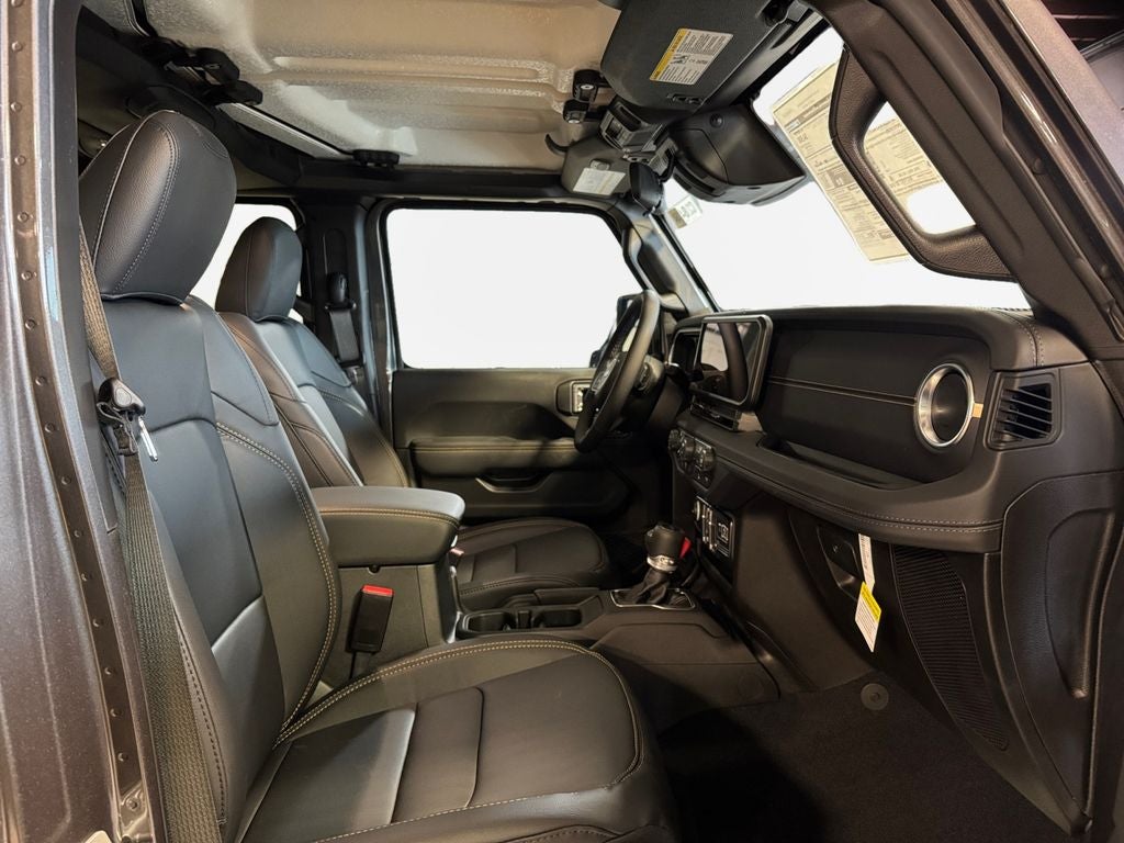 2026 Jeep Gladiator Sahara