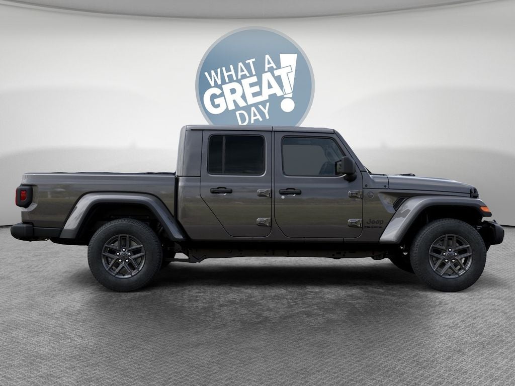 2026 Jeep Gladiator Sport S