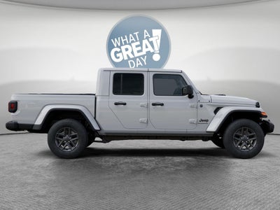 2026 Jeep Gladiator Sport S