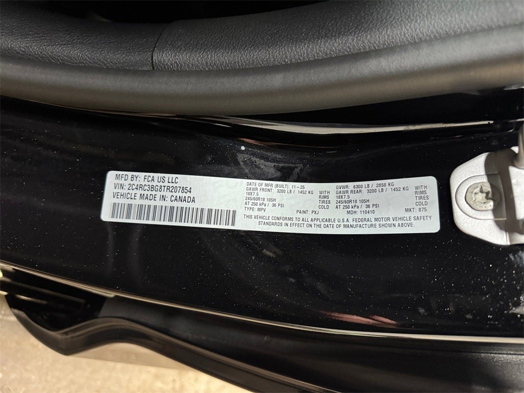 2026 Chrysler Pacifica Select