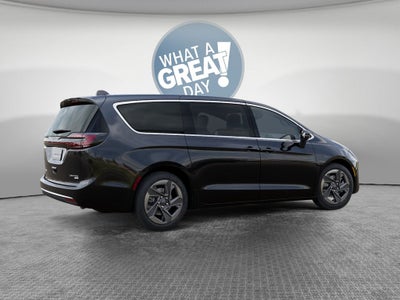 2027 Chrysler Pacifica Limited