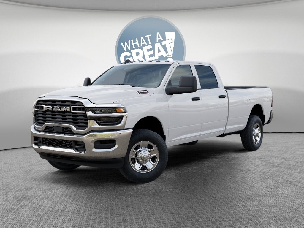 2026 RAM 3500 Tradesman 4x4 / 6.4L V8 / 8' Bed