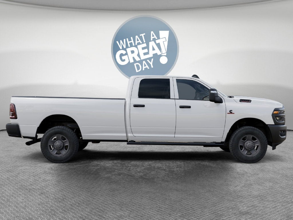 2027 RAM 3500 Tradesman 4x4 / 6.7L Diesel / 8' Bed