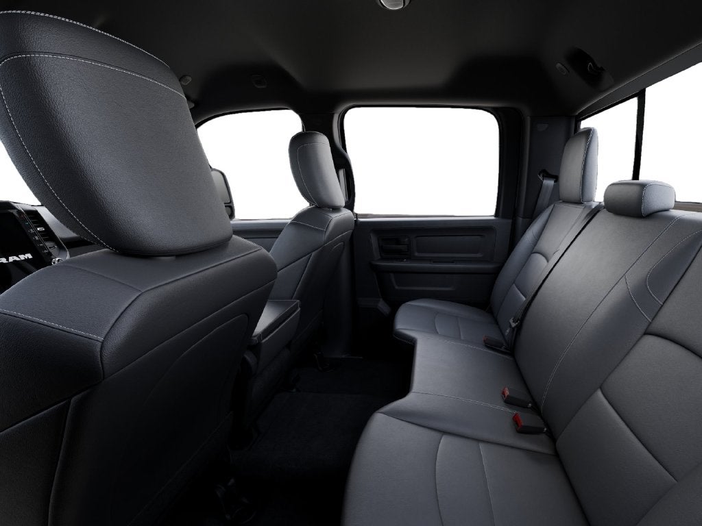 2027 RAM 3500 Tradesman 4x4 / 6.7L Diesel / 8' Bed
