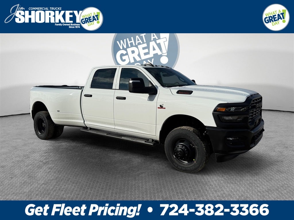 2026 RAM 3500 Tradesman DRW 4x4 / 6.7L Diesel / 8' Bed