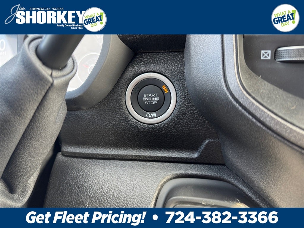 2026 RAM 3500 Tradesman DRW 4x4 / 6.7L Diesel / 8' Bed