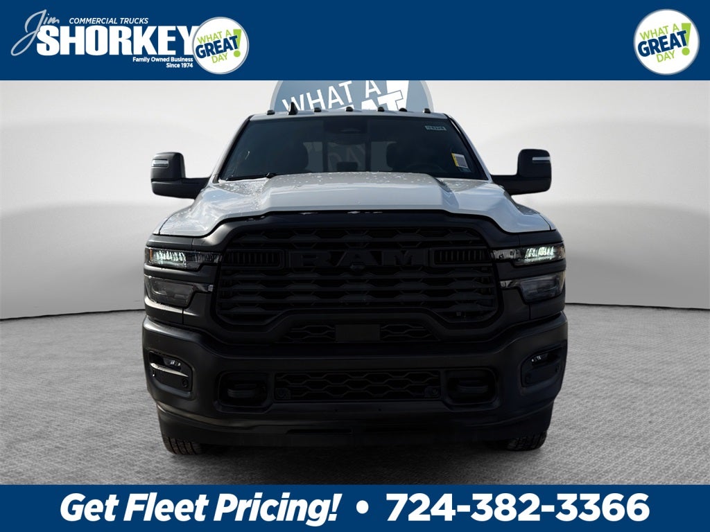 2026 RAM 3500 Tradesman DRW 4x4 / 6.7L Diesel / 8' Bed