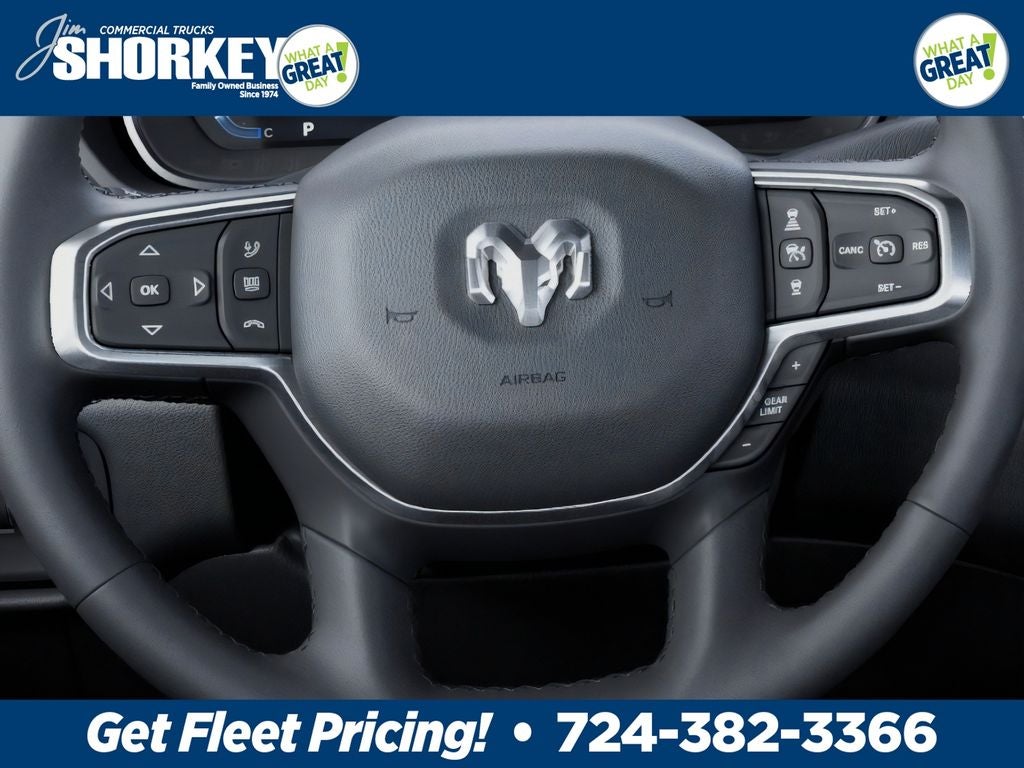 2026 RAM 3500 Laramie Night DRW 4x4 / 6.7L Diesel / 8' Bed