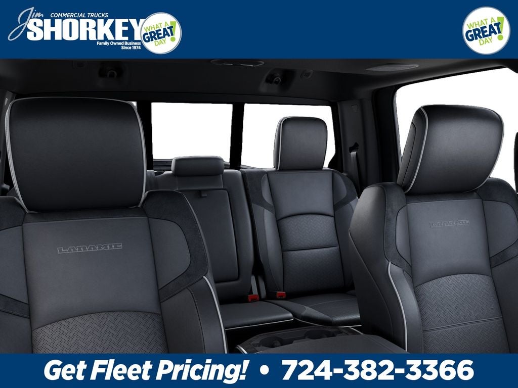 2026 RAM 3500 Laramie Night DRW 4x4 / 6.7L Diesel / 8' Bed