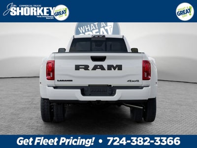 2026 RAM 3500 Laramie Night DRW 4x4 / 6.7L Diesel / 8' Bed