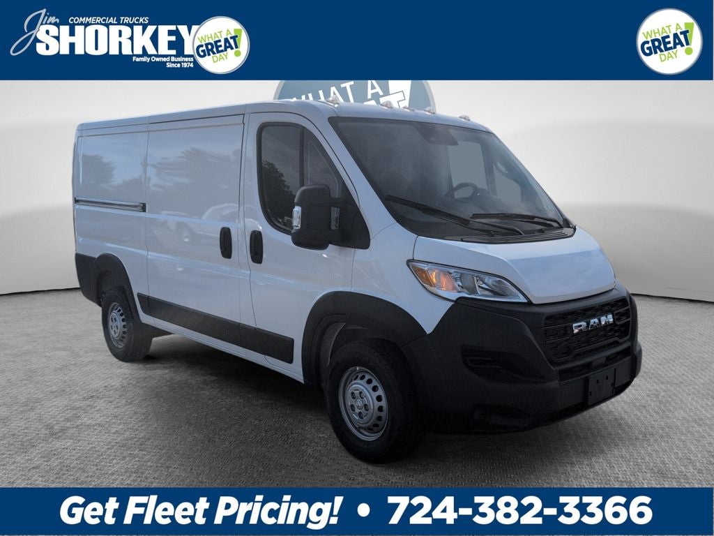 2025 RAM Promaster Low Roof / 136" WB