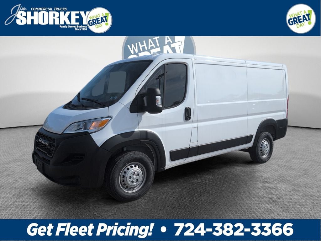 2025 RAM Promaster Low Roof / 136" WB