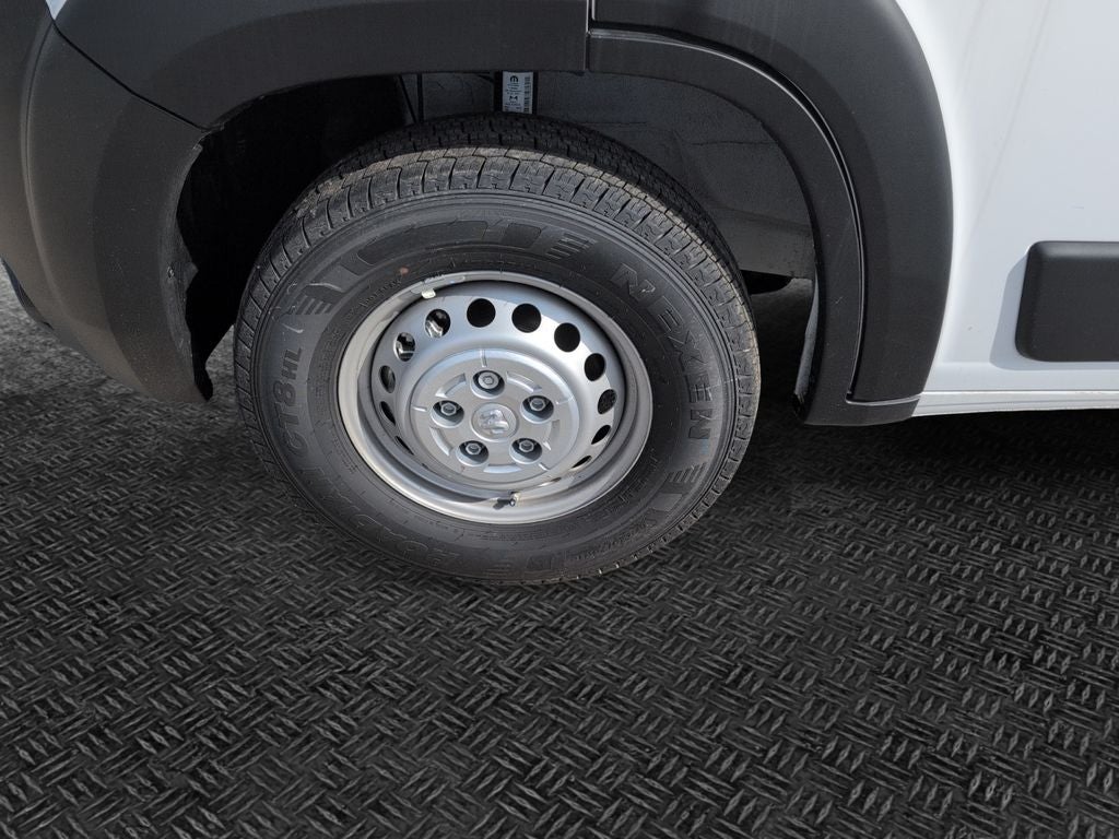 2025 RAM Promaster Low Roof / 136" WB