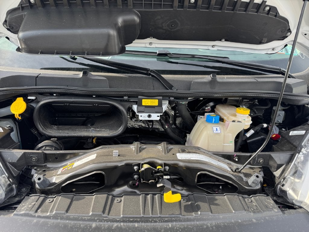2027 RAM Promaster Low Roof / 118" WB