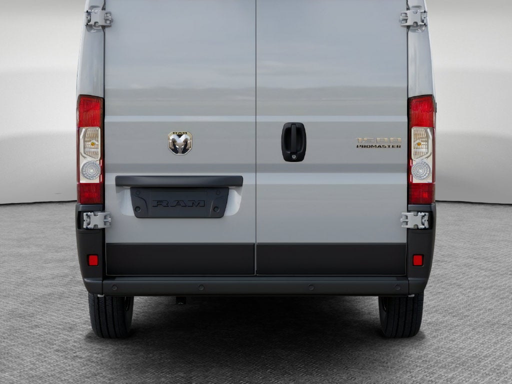 2027 RAM Promaster Low Roof / 118" WB