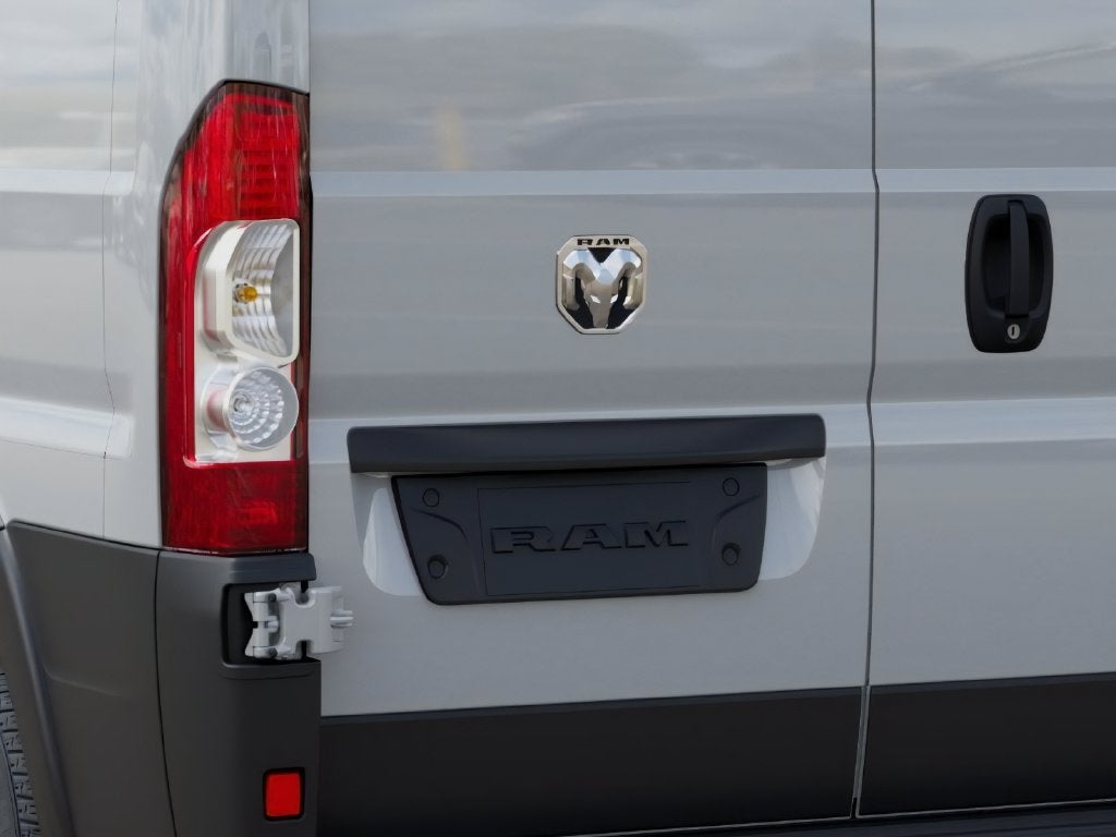 2027 RAM Promaster Low Roof / 118" WB