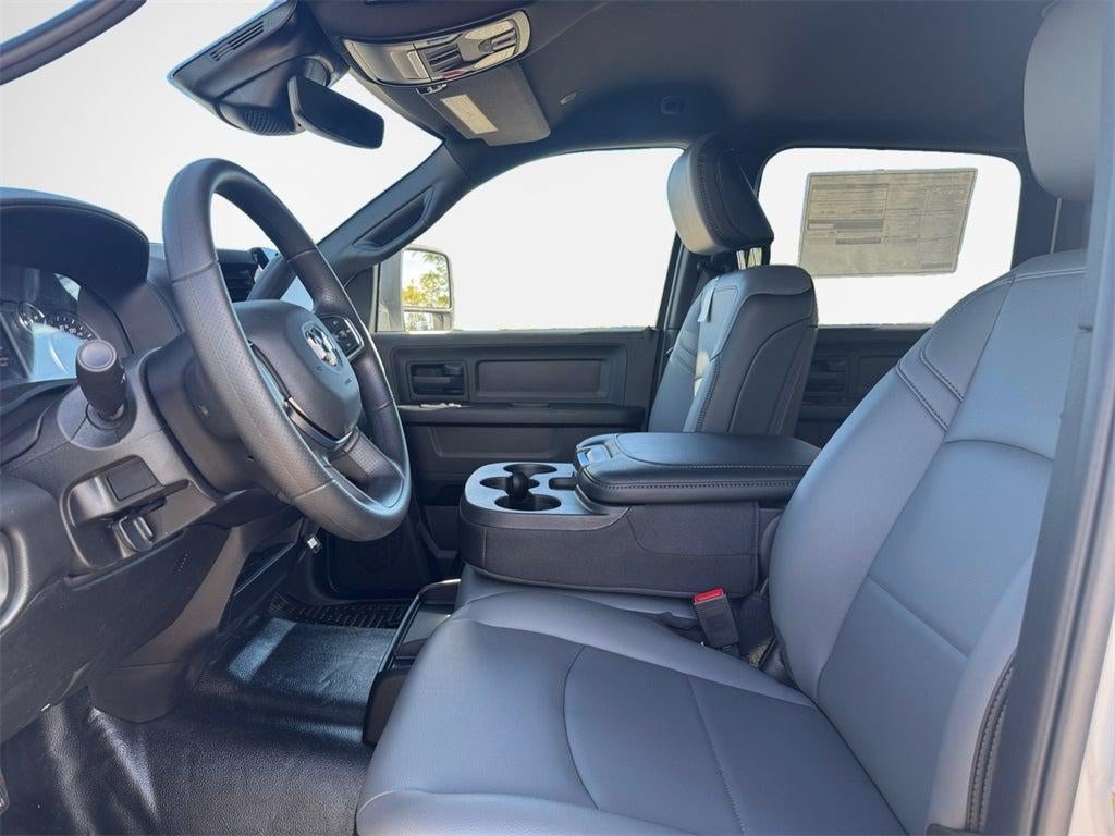 2026 RAM 2500 Tradesman 4x4 / 6.4L Hemi / 8' Service Body