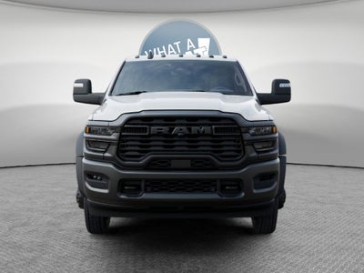 2027 RAM 5500 Tradesman DRW 4x4 / 6.7L Diesel / 60" CA Chassis