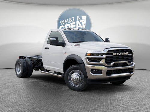 2027 RAM 5500 Tradesman DRW 4x4 / 6.7L Diesel / 60" CA Chassis