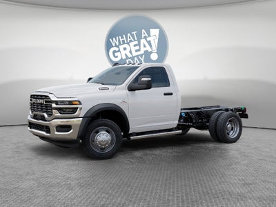 2027 RAM 5500 Tradesman DRW 4x4 / 6.7L Diesel / 60" CA Chassis
