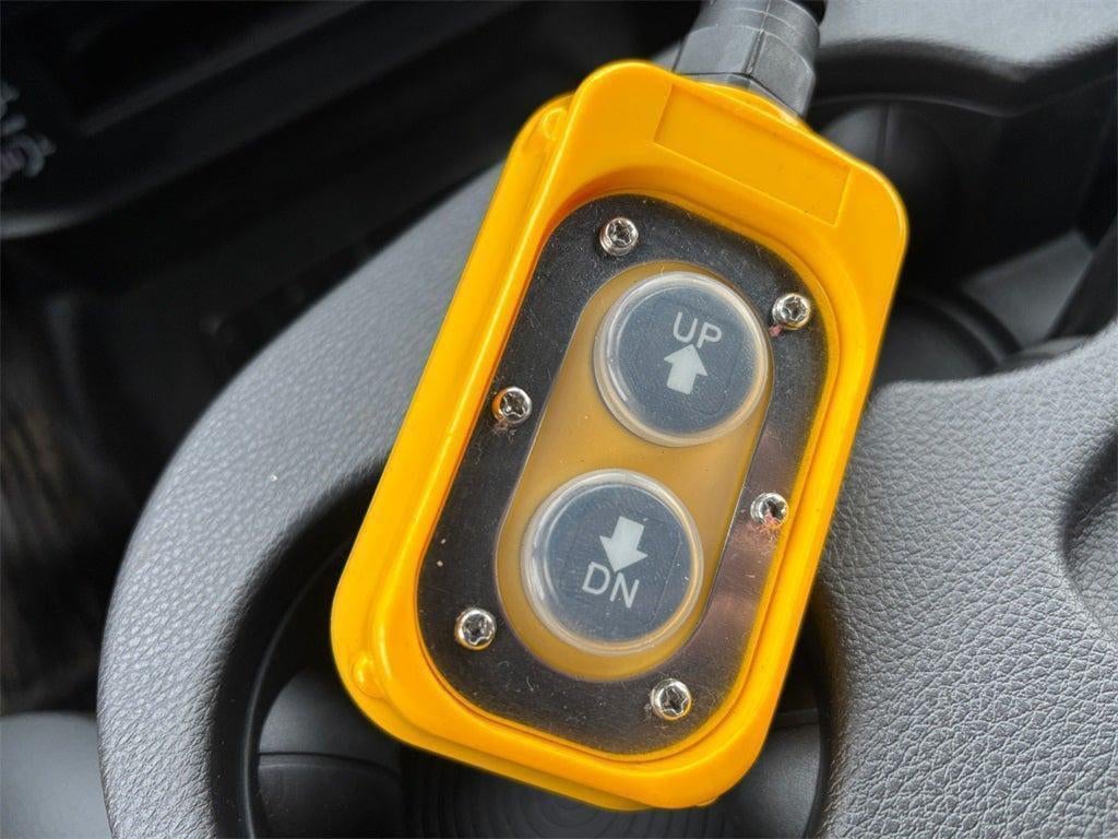 2026 RAM 5500 Tradesman DRW 4x4 / 6.7L Diesel / 9'6" Steel Dump