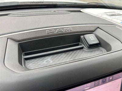 2026 RAM 5500 Tradesman DRW 4x4 / 6.7L Diesel / 9'6" Steel Dump