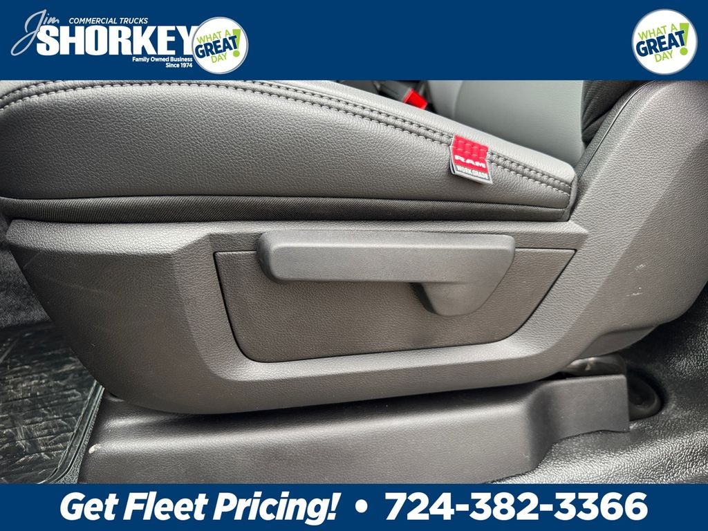 2026 RAM 5500 Tradesman DRW 4x4 / 6.7L Diesel / 84" CA Chassis