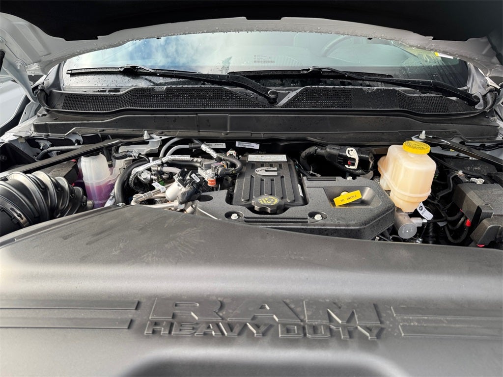 2026 RAM 5500 Tradesman DRW 4x4 / 6.7L Diesel / 84" CA Chassis