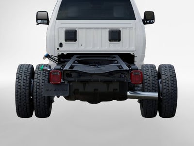 2027 RAM 5500 Tradesman DRW 4x4 / 6.7L Diesel / 84" CA Chassis