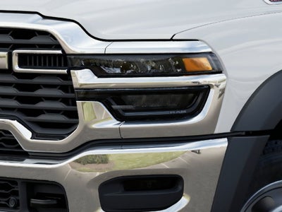 2027 RAM 5500 Tradesman DRW 4x4 / 6.4L V8 / 120" CA Chassis