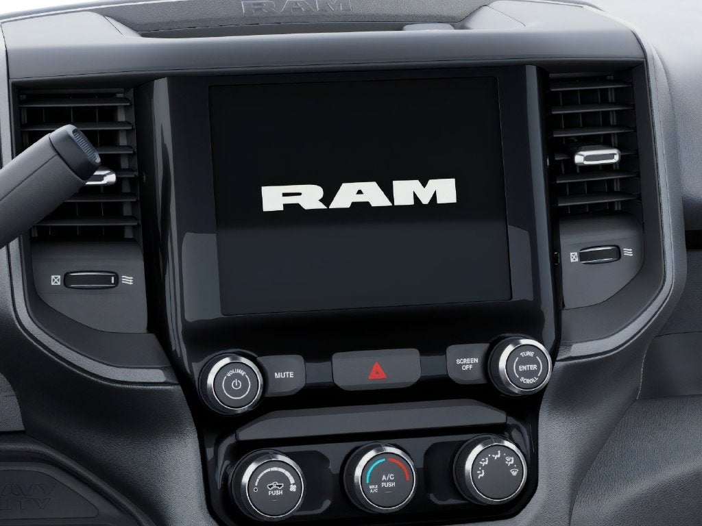 2027 RAM 5500 Tradesman DRW 4x4 / 6.4L V8 / 120" CA Chassis