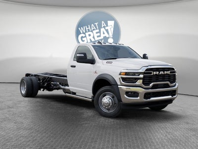 2027 RAM 5500 Tradesman DRW 4x4 / 6.7L Diesel / 120" CA Chassis