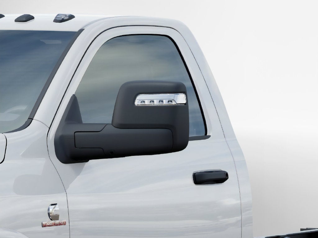 2027 RAM 5500 Big Horn DRW 4x4 / 6.7L Diesel / 120" CA Chassis