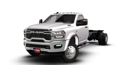 2027 RAM 5500 Big Horn DRW 4x4 / 6.7L Diesel / 120" CA Chassis