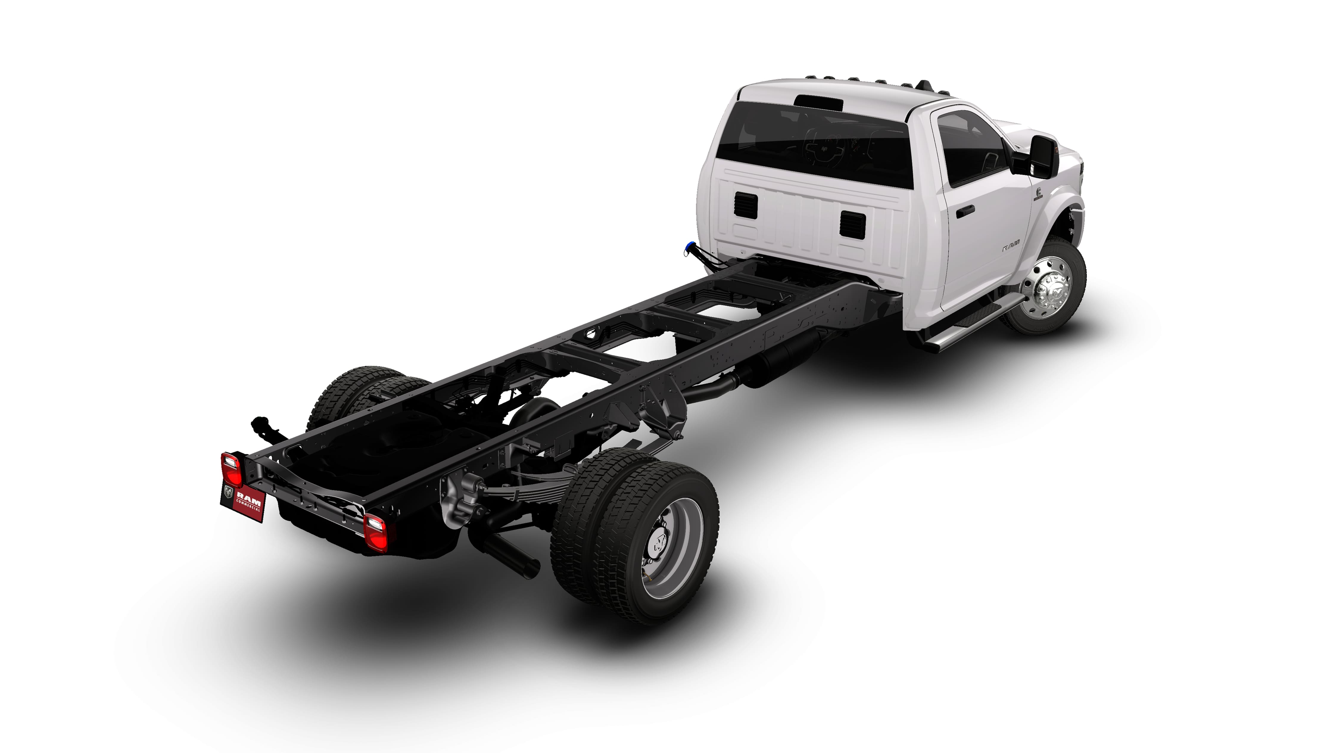 2027 RAM 5500 Big Horn DRW 4x4 / 6.7L Diesel / 120" CA Chassis